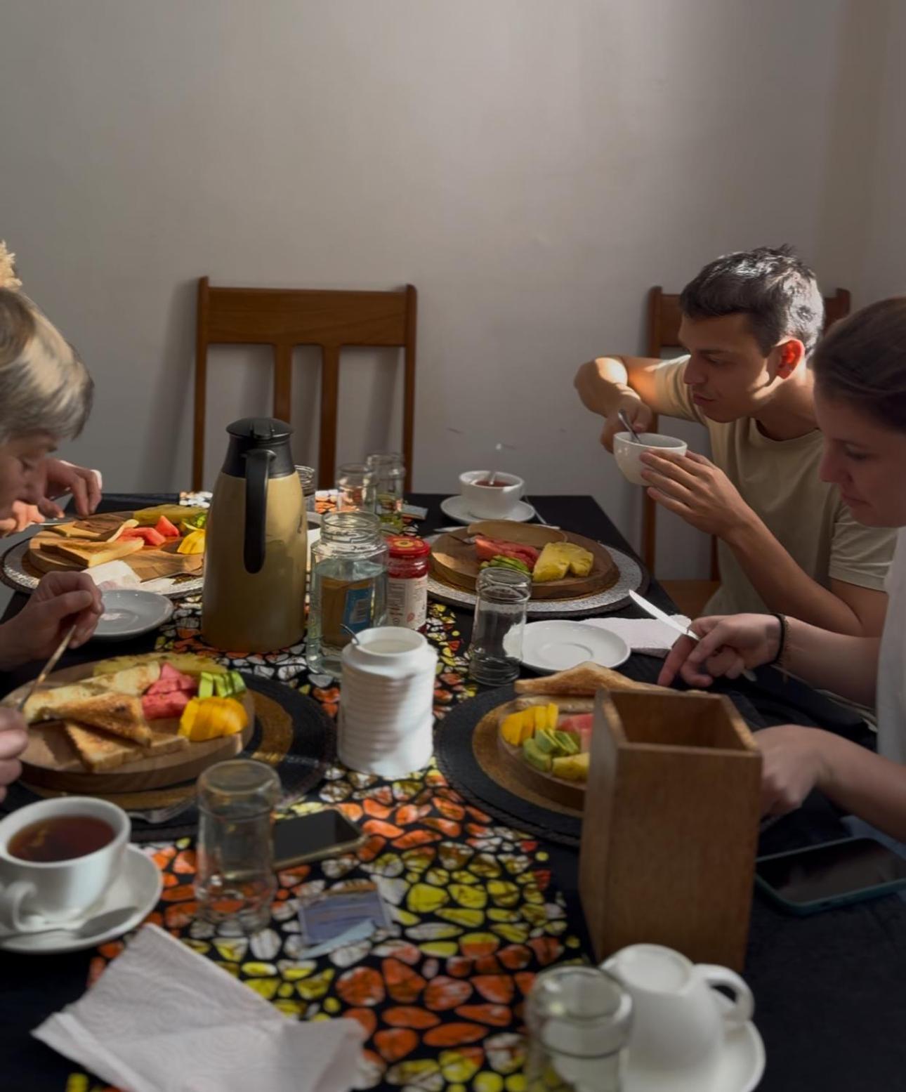 Sophie Homestay Моши Екстериор снимка